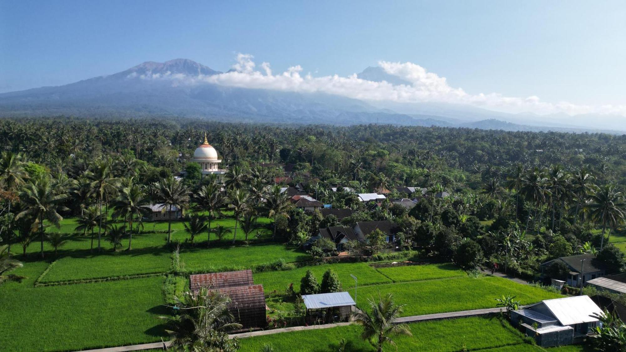Bale Tetebatu Villa Buitenkant foto