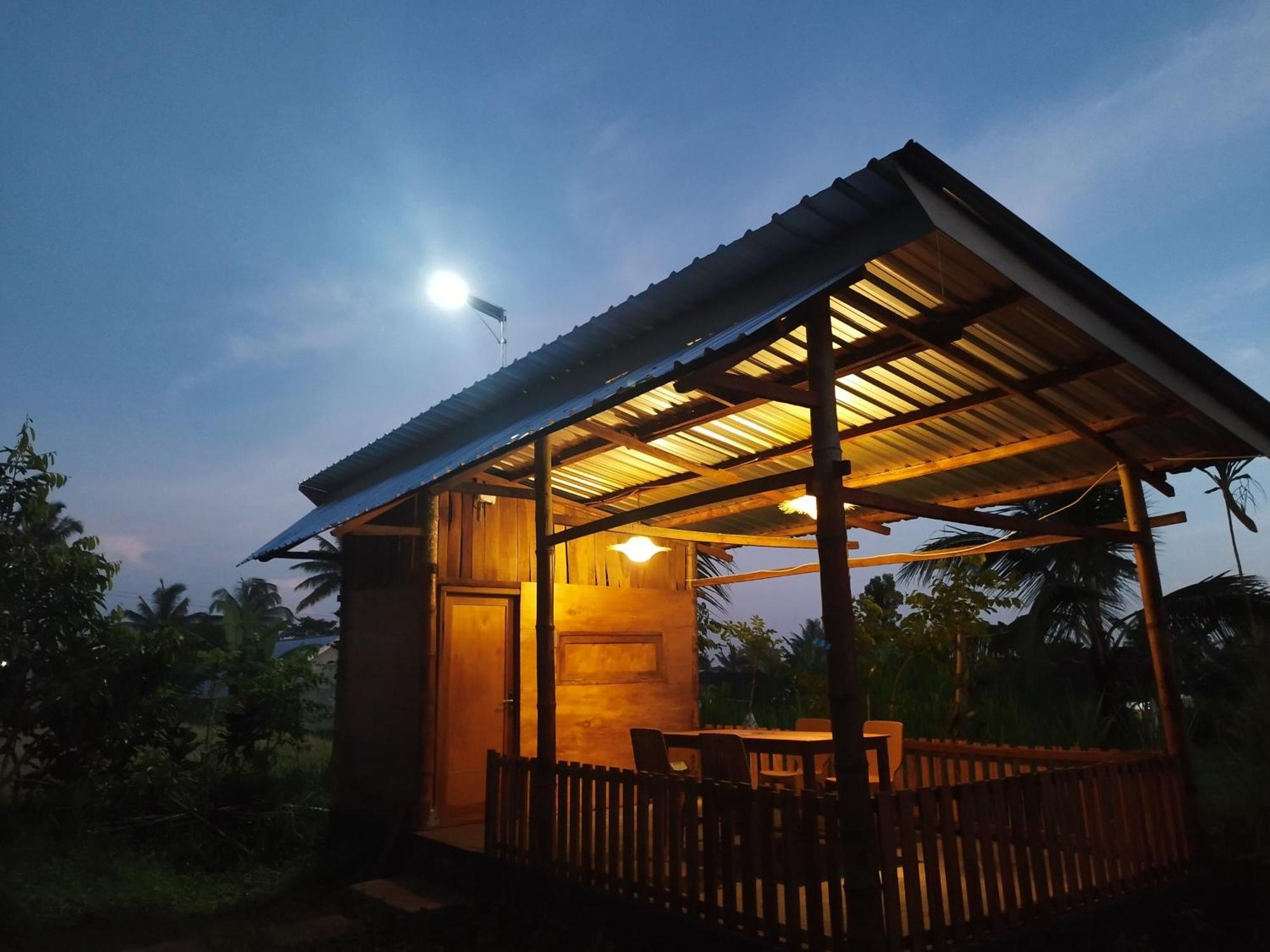 Bale Tetebatu Villa Buitenkant foto